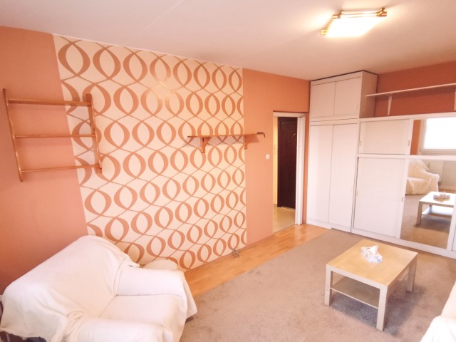 NAPPALI, SZOBA1