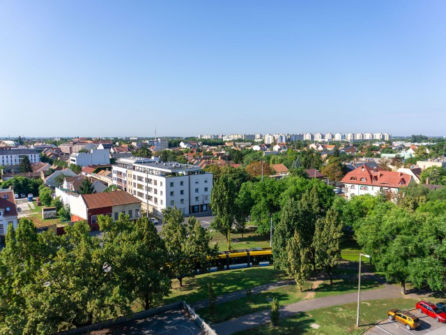 KILÁTÁS